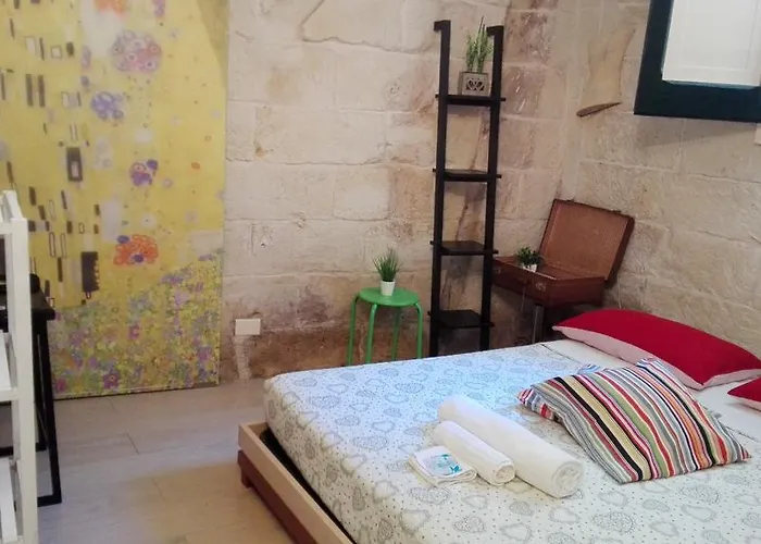 White Bed & Breakfast 3*