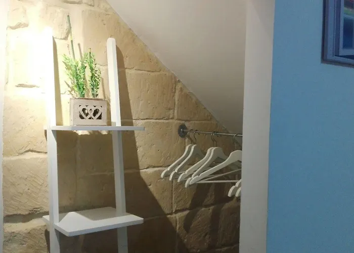 White Bed & Breakfast