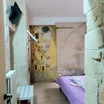 White B&B 3*