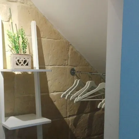 White Oda ve Kahvaltı