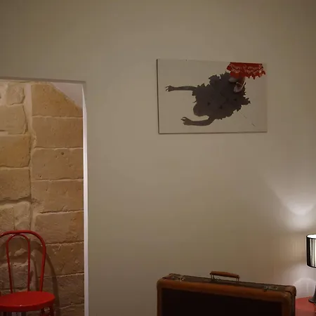 White Bed & Breakfast