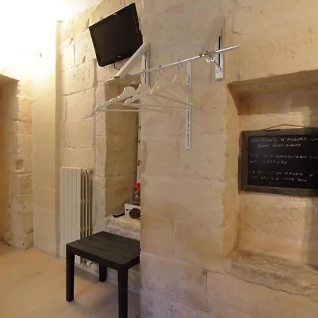 White Bed & Breakfast